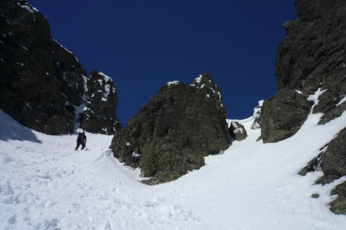 Nearing the summit entrance to the couloir