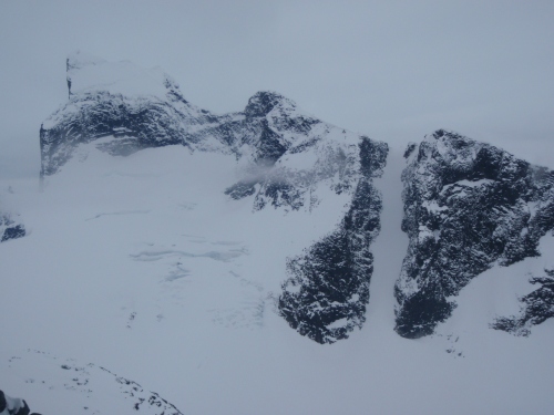 Store Austabottind (2202m) on far left and the west couloir